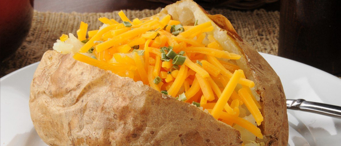 Baked Potato With Cheddar Cheese 