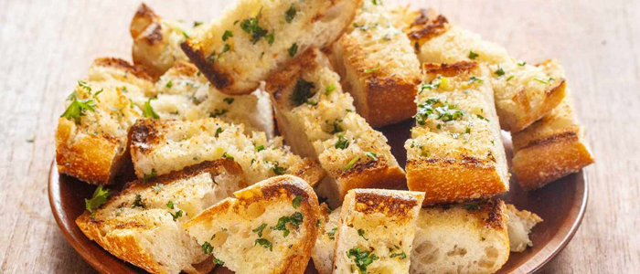 Garlic Bread (4 Slices) 